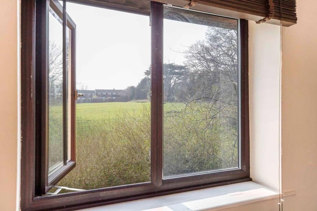 Quiet & Secluded St Albans House Vila Exterior foto